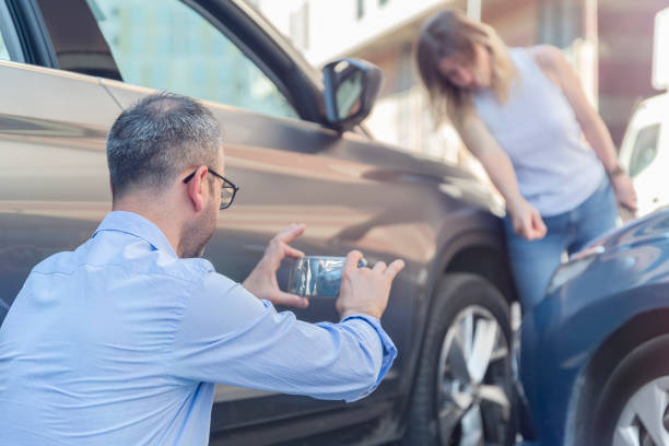 Professional Commercial Auto Insurance technician working in Montvale, NJ
